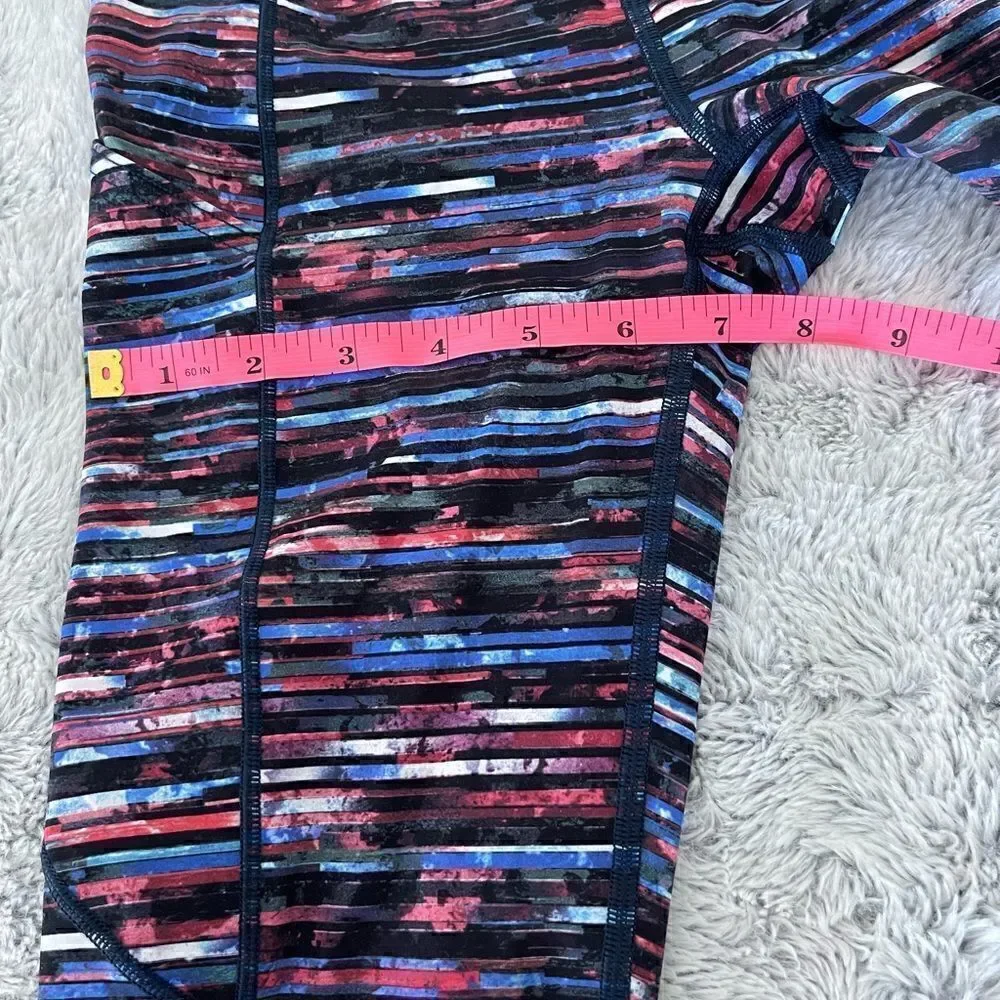 LULULEMON leggings size 4